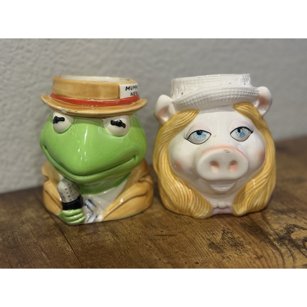 Vintage Kermit The Frog News Reporter And Miss Piggy MUPPET MUGS Sigma Japan